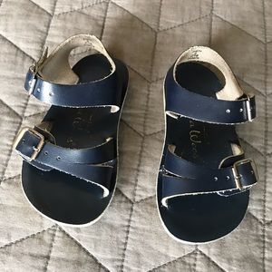 Sun-San sandals, navy size 3